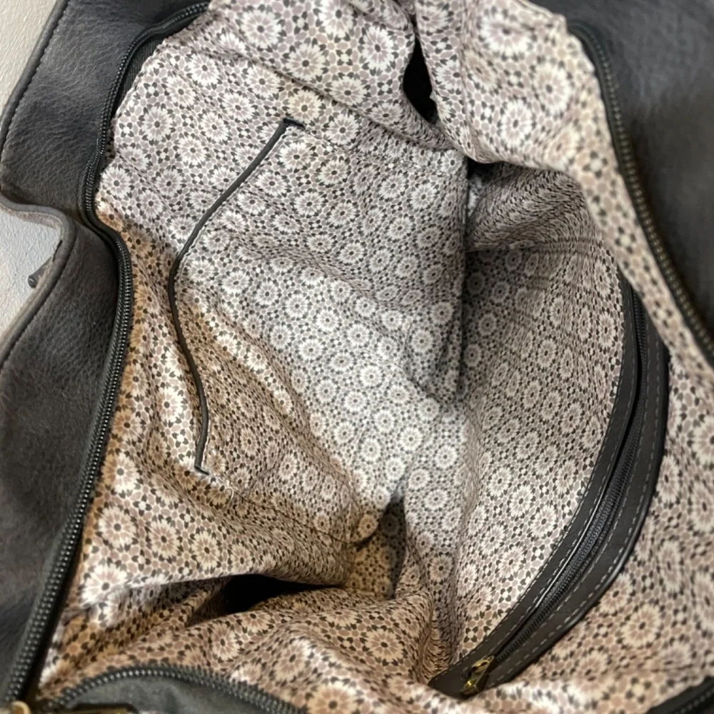 ModCloth bag - Picture 6 of 12